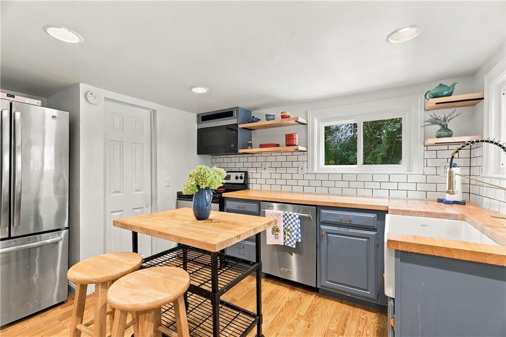 7 White Pine Drive Property Photo 17