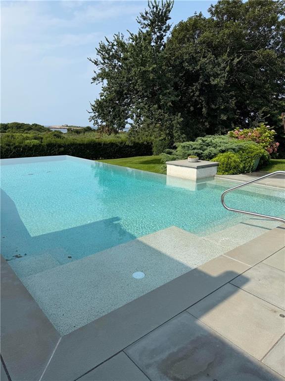 111 Ocean Avenue Property Photo 2