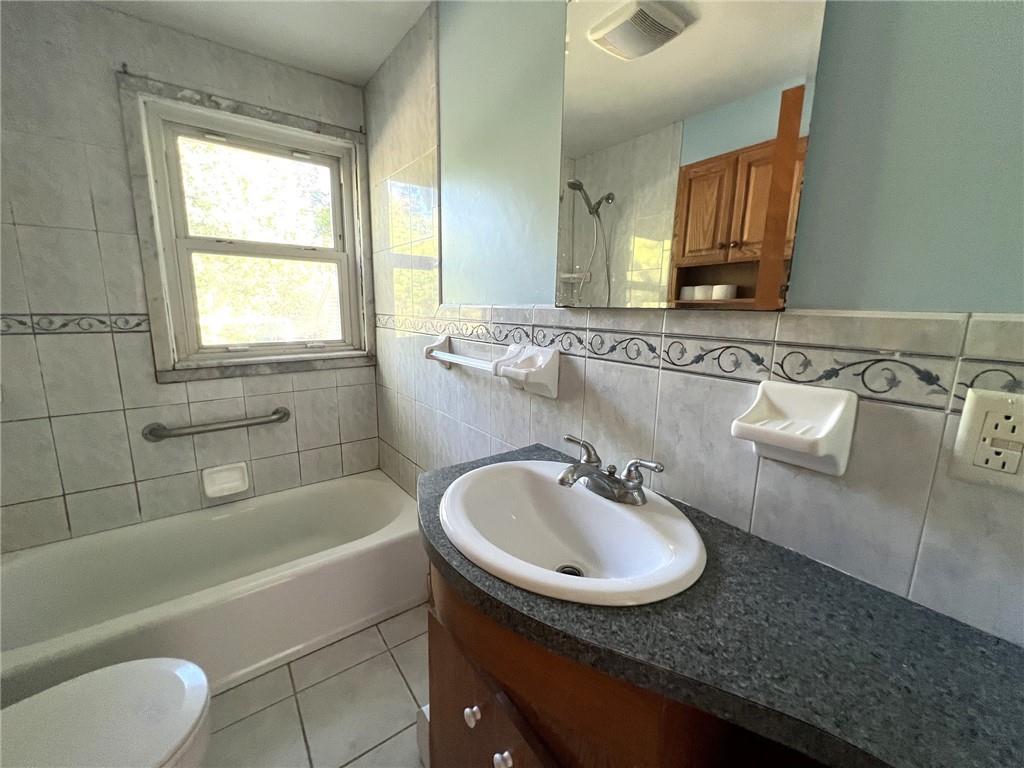 46 Errol Street Property Photo 19