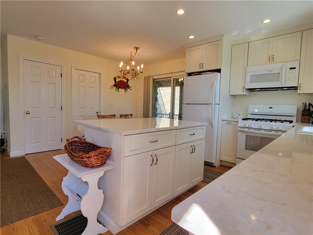 152 Tuckerman Avenue UNIT 16 Property Photo 1
