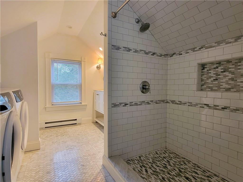 19 Carroll Avenue Property Photo 28