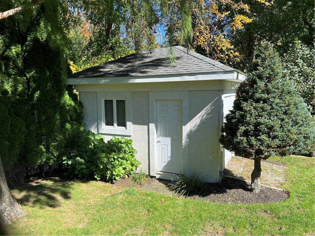 28 Capri Drive Property Photo 44