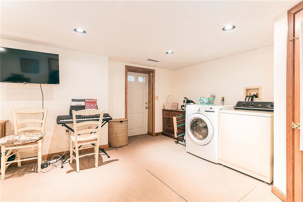 18 Acorn Court Unit F2 Property Photo 29