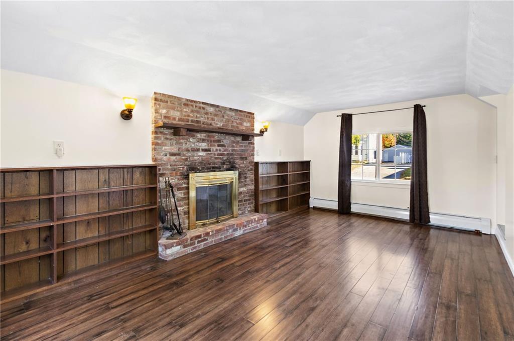 706 High Street Property Photo 21