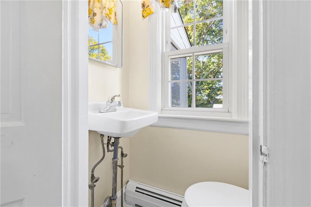 706 High Street Property Photo 23