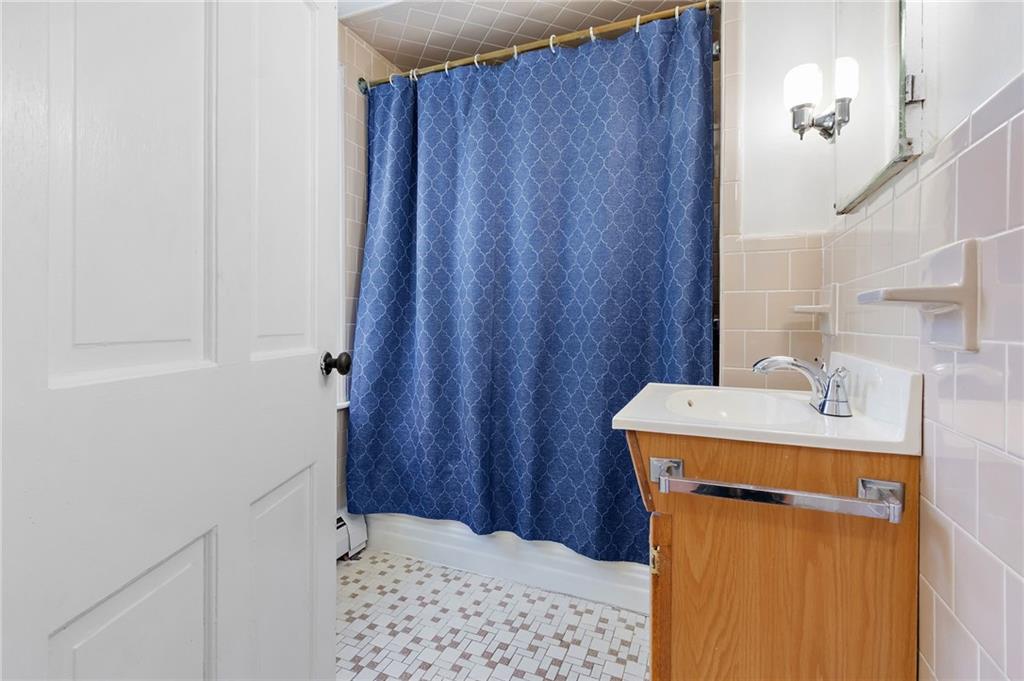 706 High Street Property Photo 25