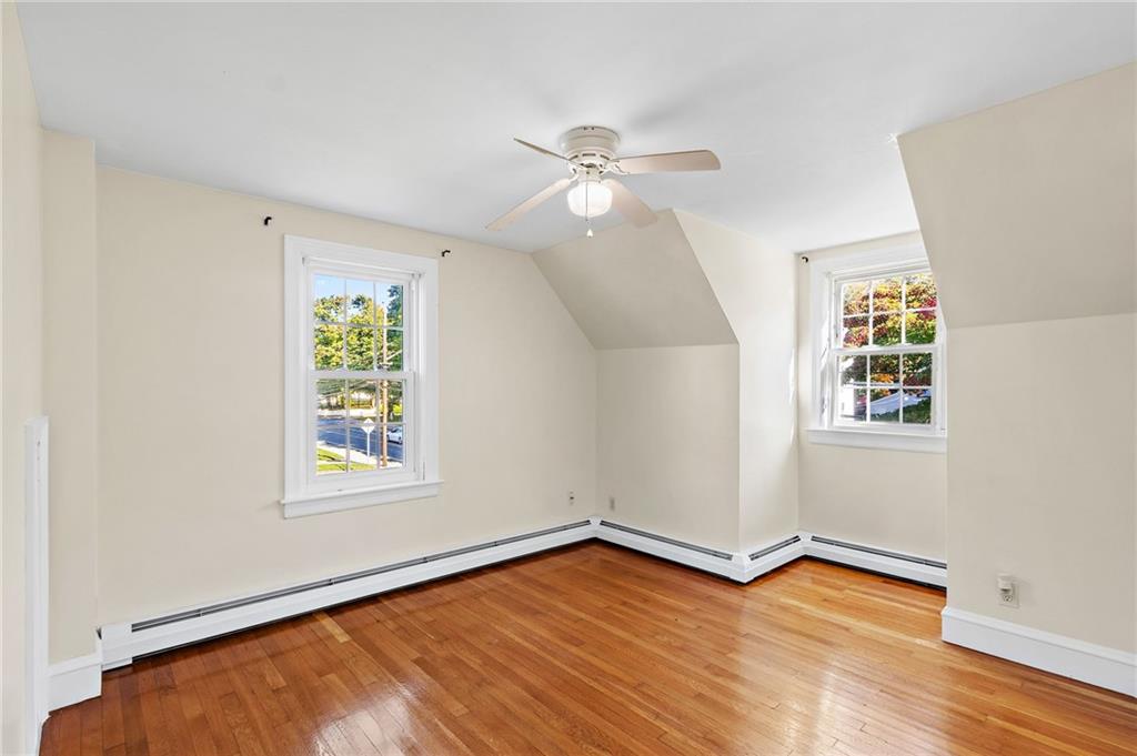 706 High Street Property Photo 26