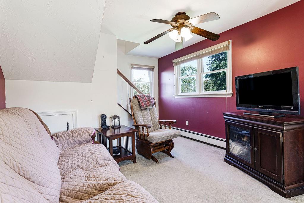 25 Lamoureux Boulevard Property Photo 22