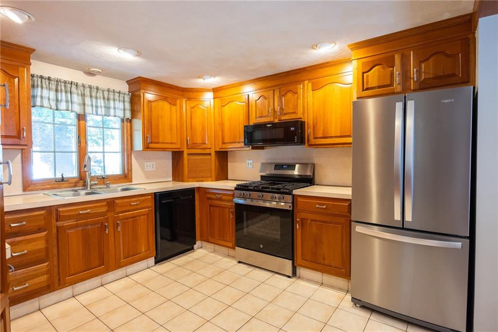 14 Sutton Street Property Photo 10