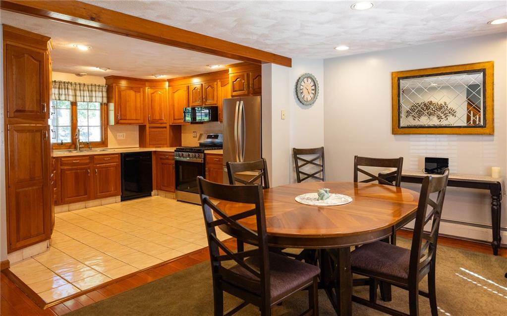 14 Sutton Street Property Photo 13