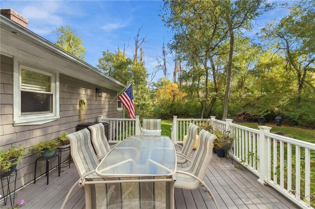 458 Field Hill Road Property Photo 18