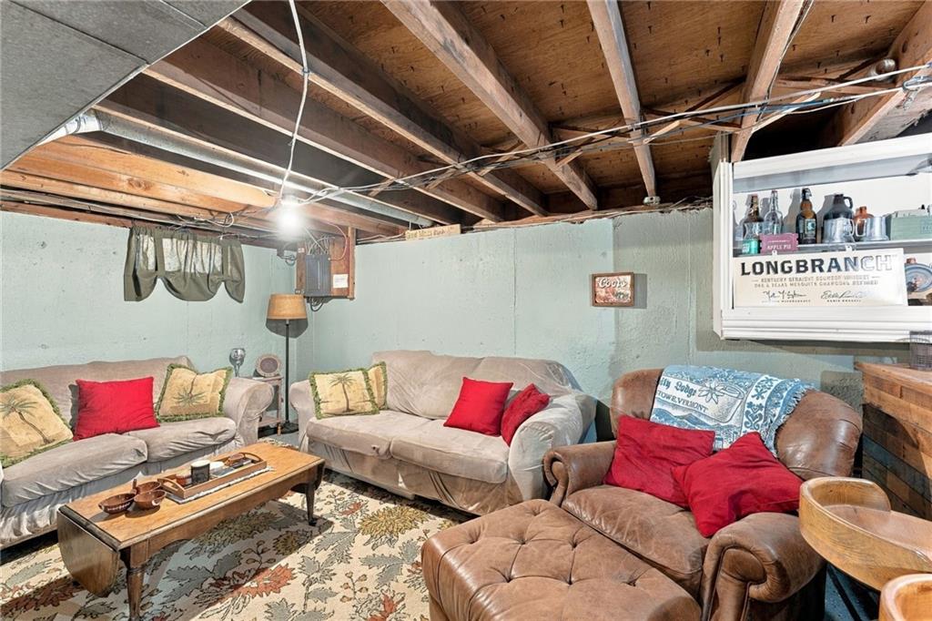 458 Field Hill Road Property Photo 19