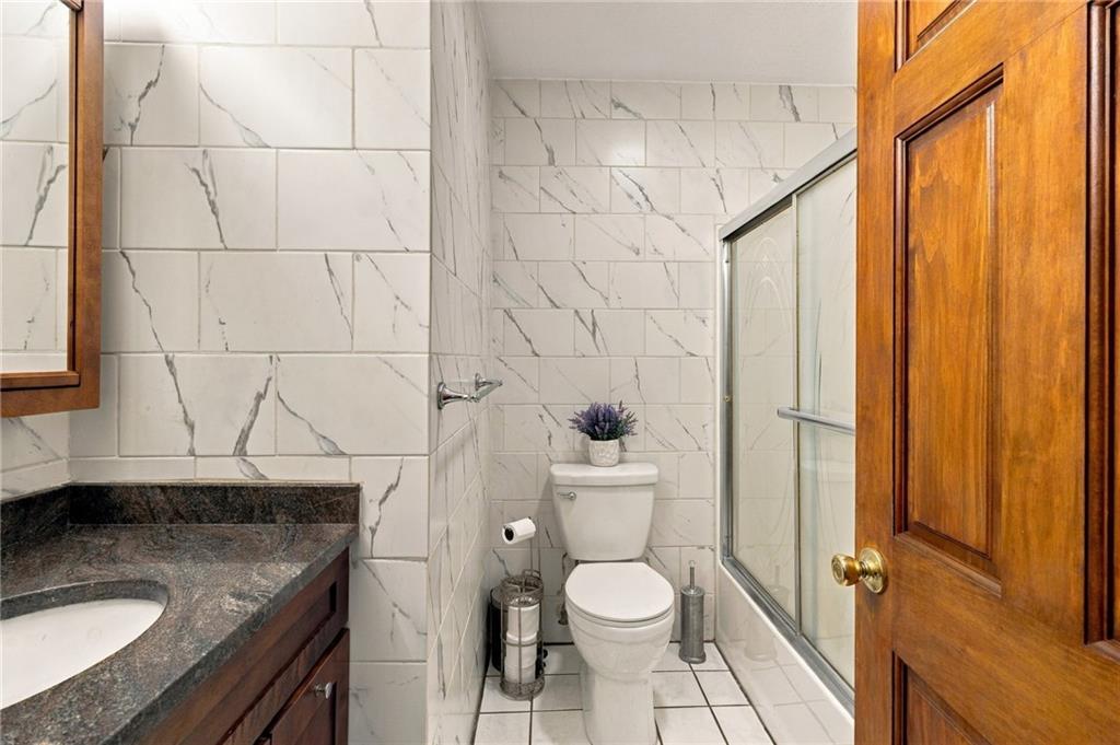 17 Brook Street Property Photo 13