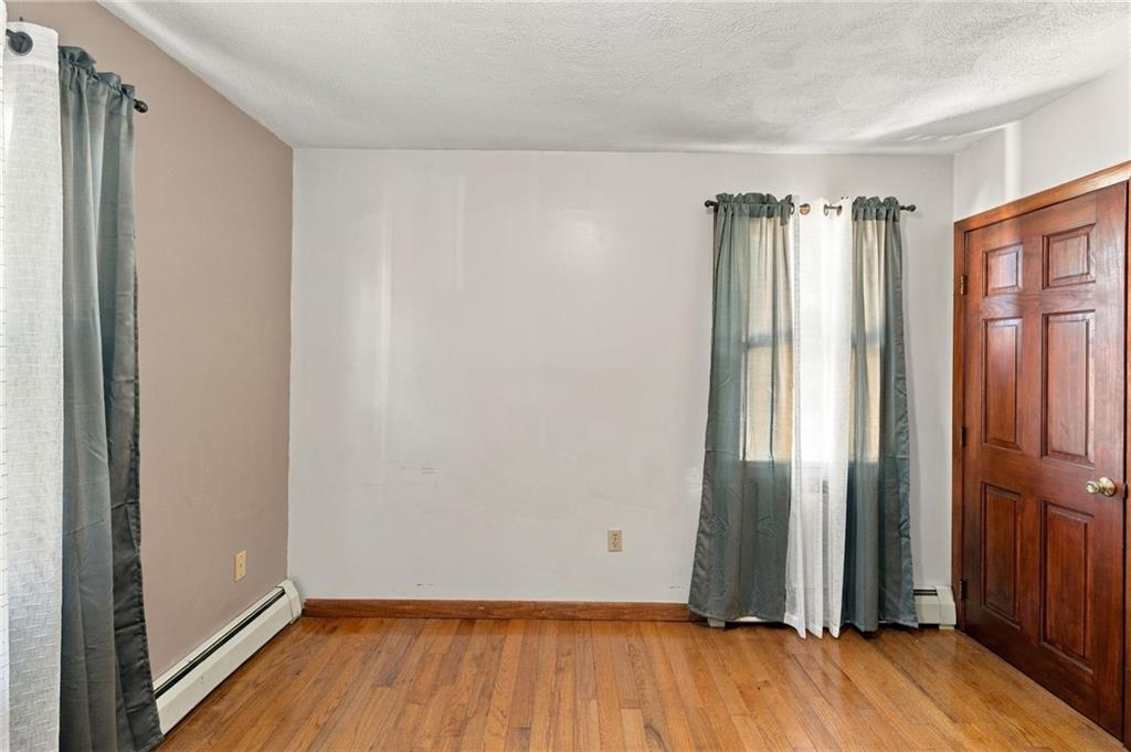 17 Brook Street Property Photo 14