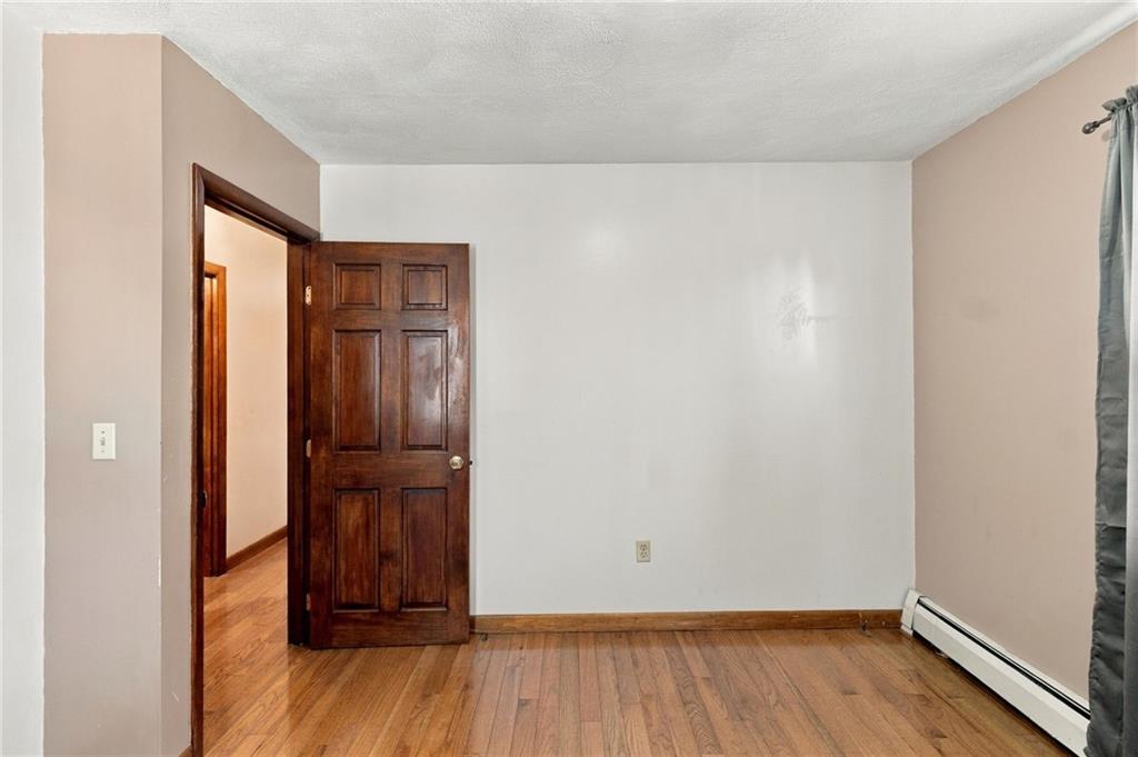 17 Brook Street Property Photo 16