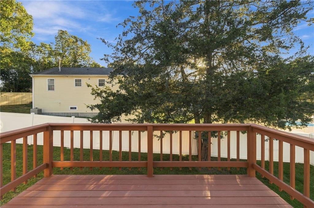 17 Brook Street Property Photo 23