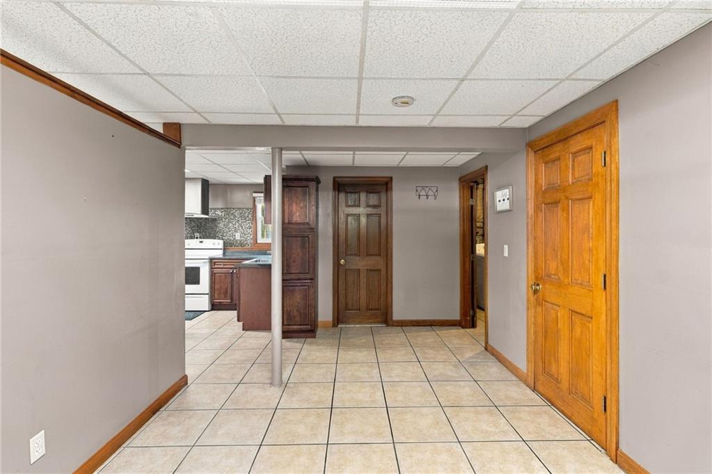 17 Brook Street Property Photo 26