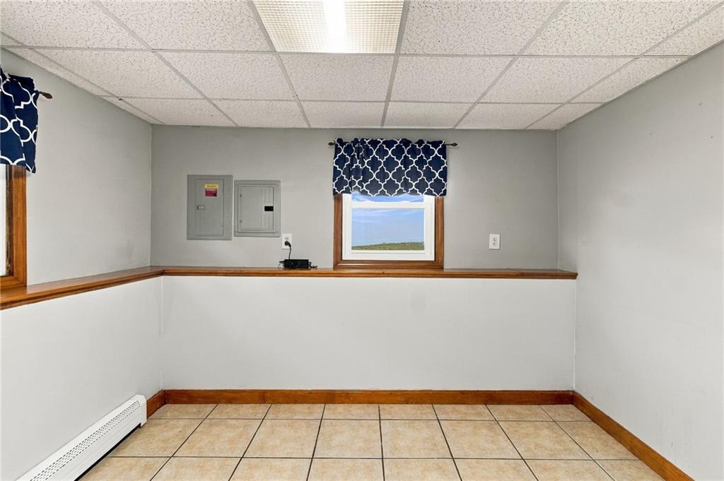17 Brook Street Property Photo 38