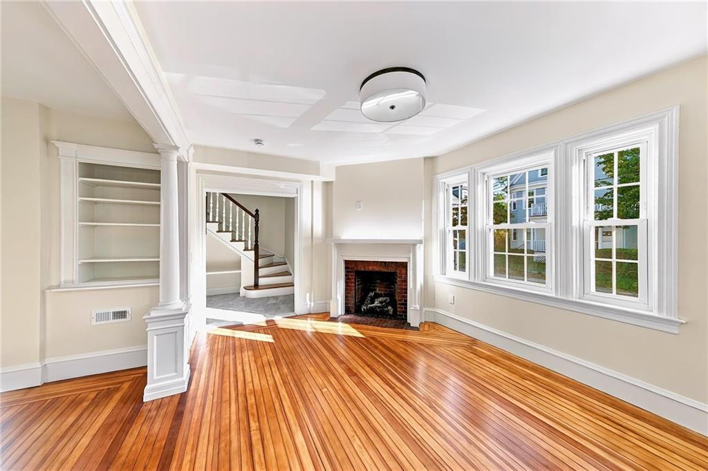 20 Nisbet Street Property Photo 6