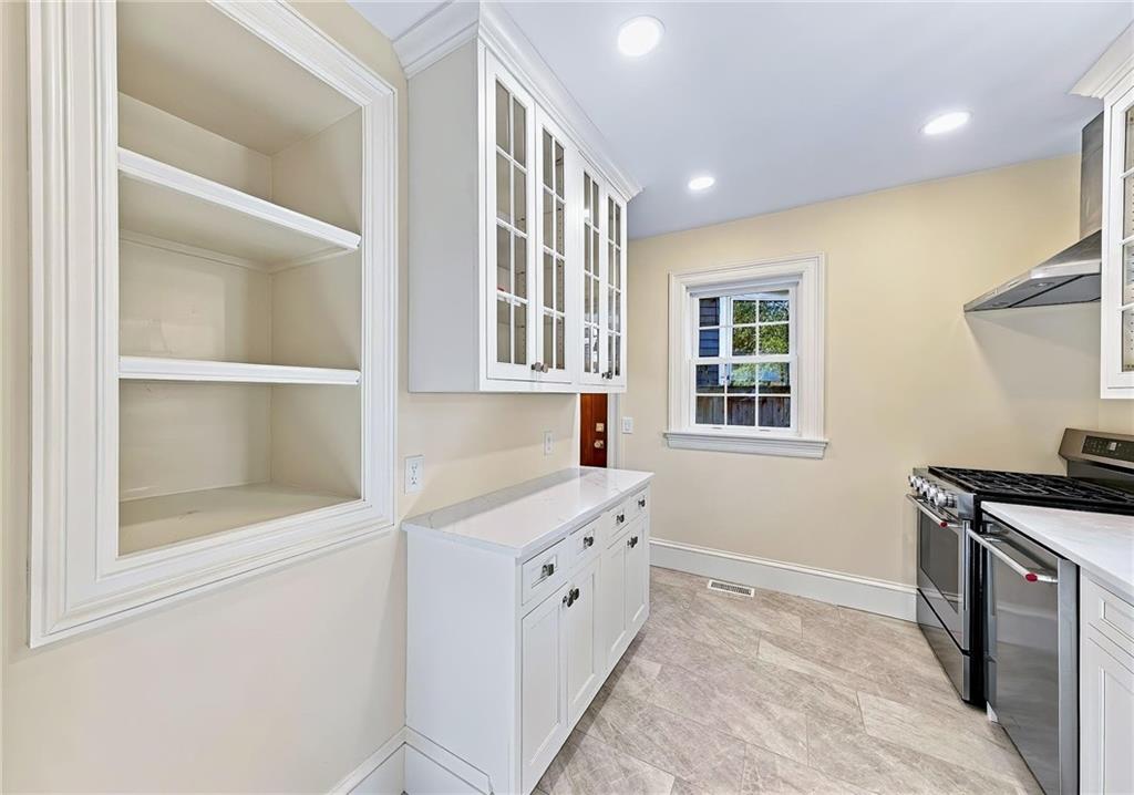 20 Nisbet Street Property Photo 16