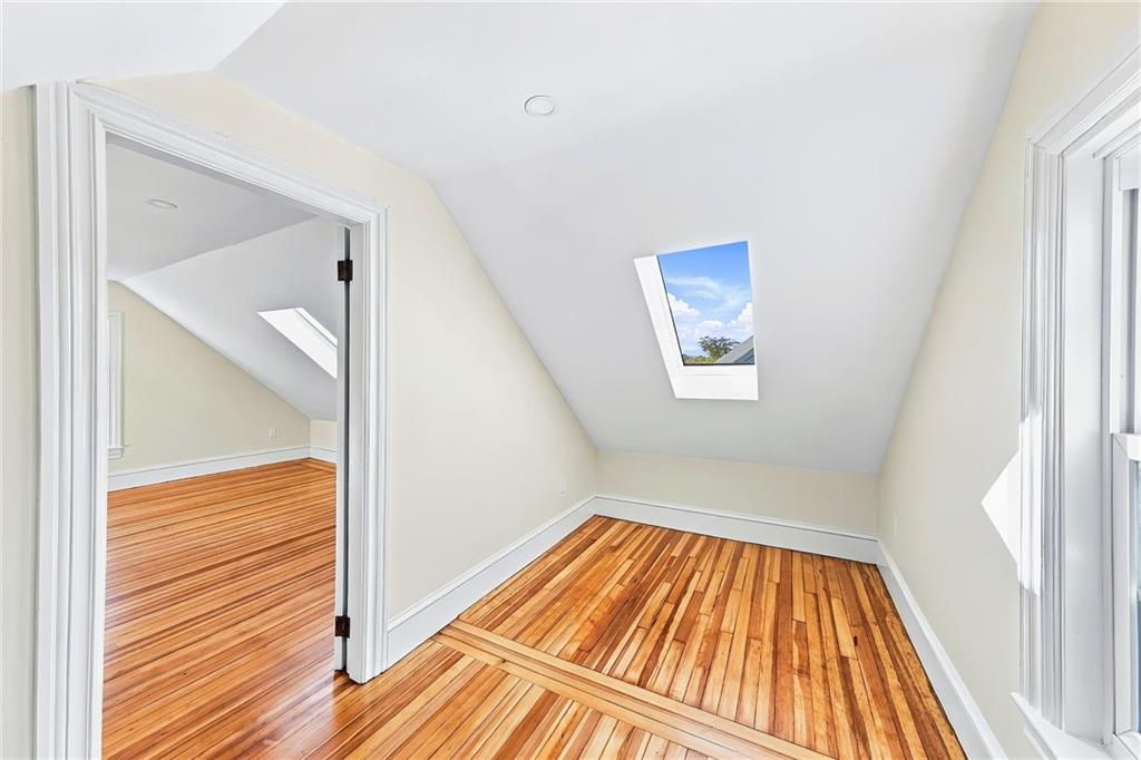 20 Nisbet Street Property Photo 29