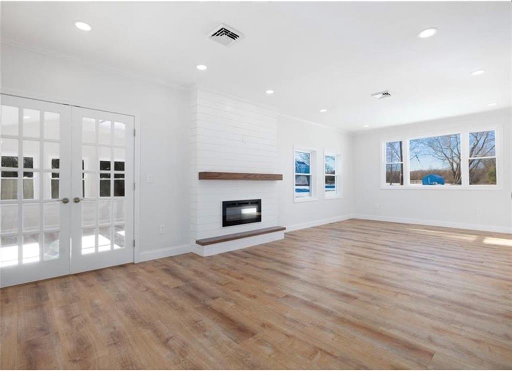 36 Kinnicutt Avenue Property Photo 8
