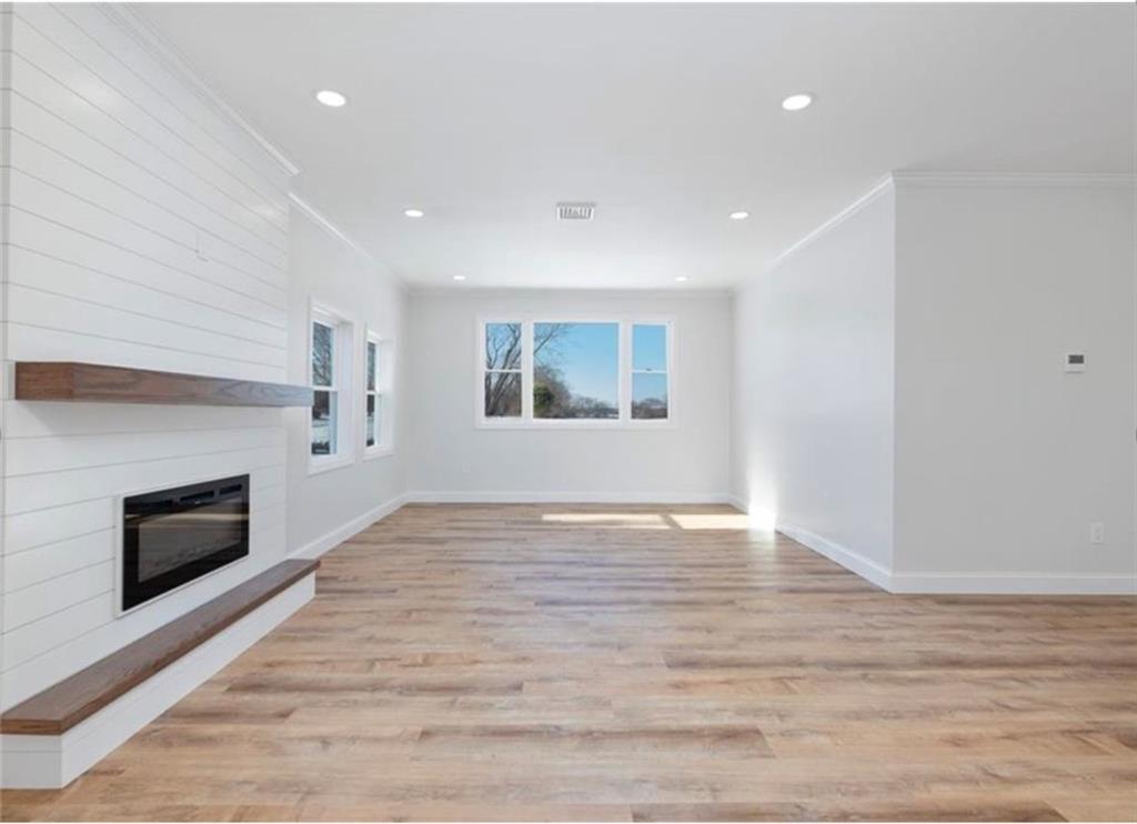 36 Kinnicutt Avenue Property Photo 11