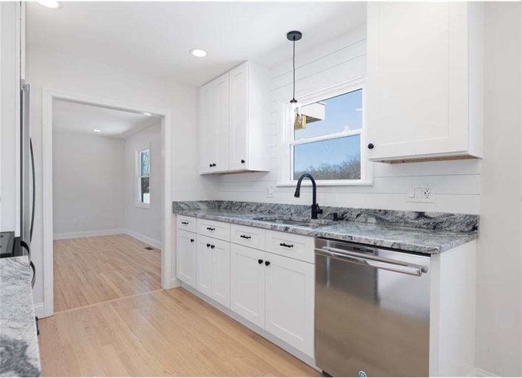 36 Kinnicutt Avenue Property Photo 14