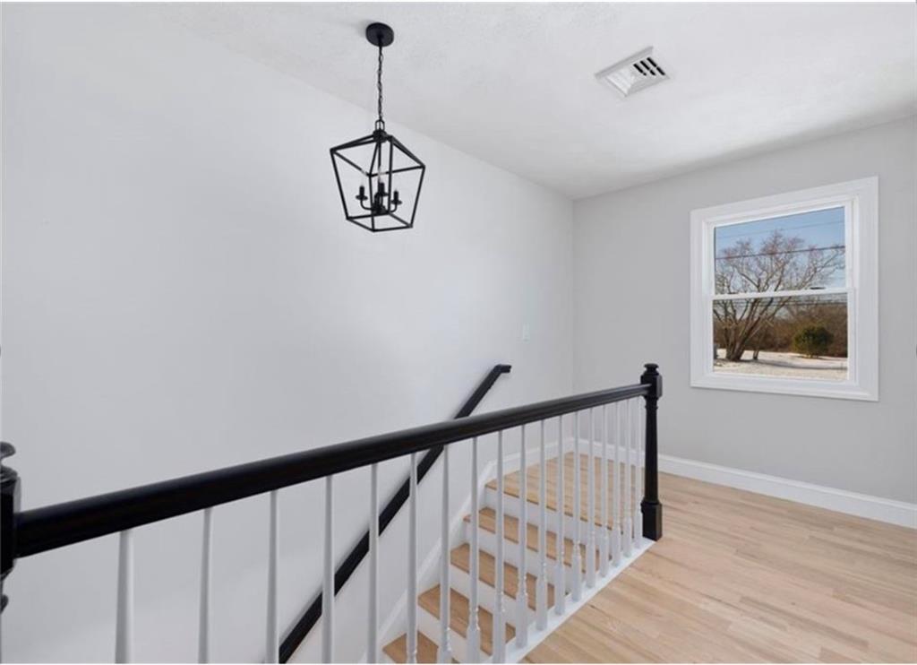 36 Kinnicutt Avenue Property Photo 21