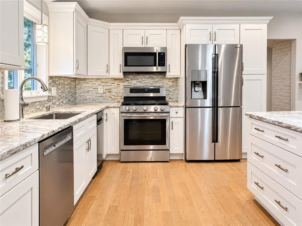4 Dwight Street Property Photo 2