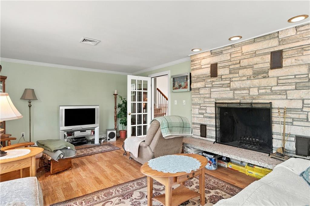 56 Ruth Street Property Photo 7