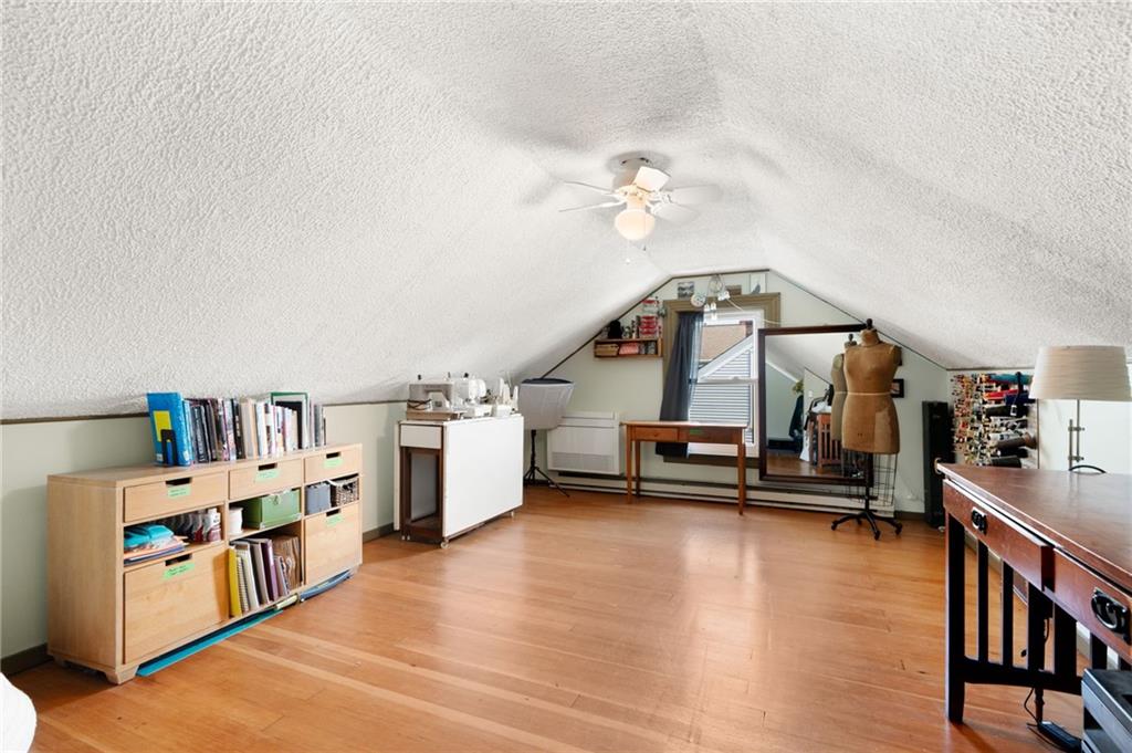 384 Vine Street Property Photo 19