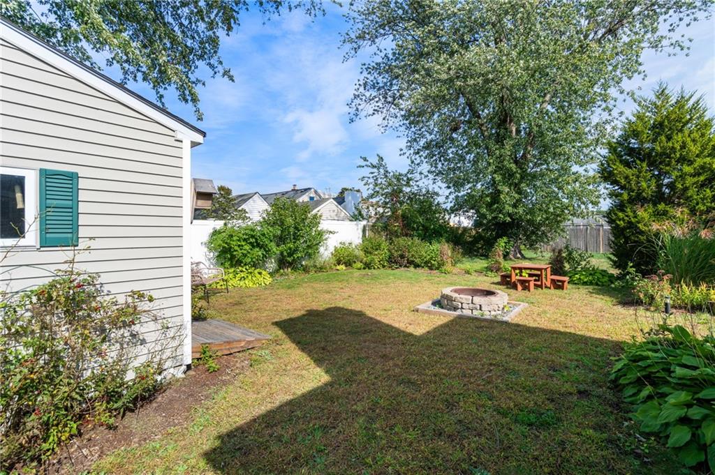 384 Vine Street Property Photo 23