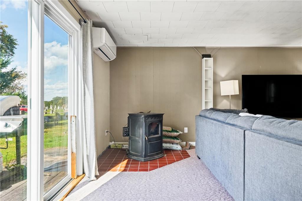 12 Freemont Street Property Photo 17