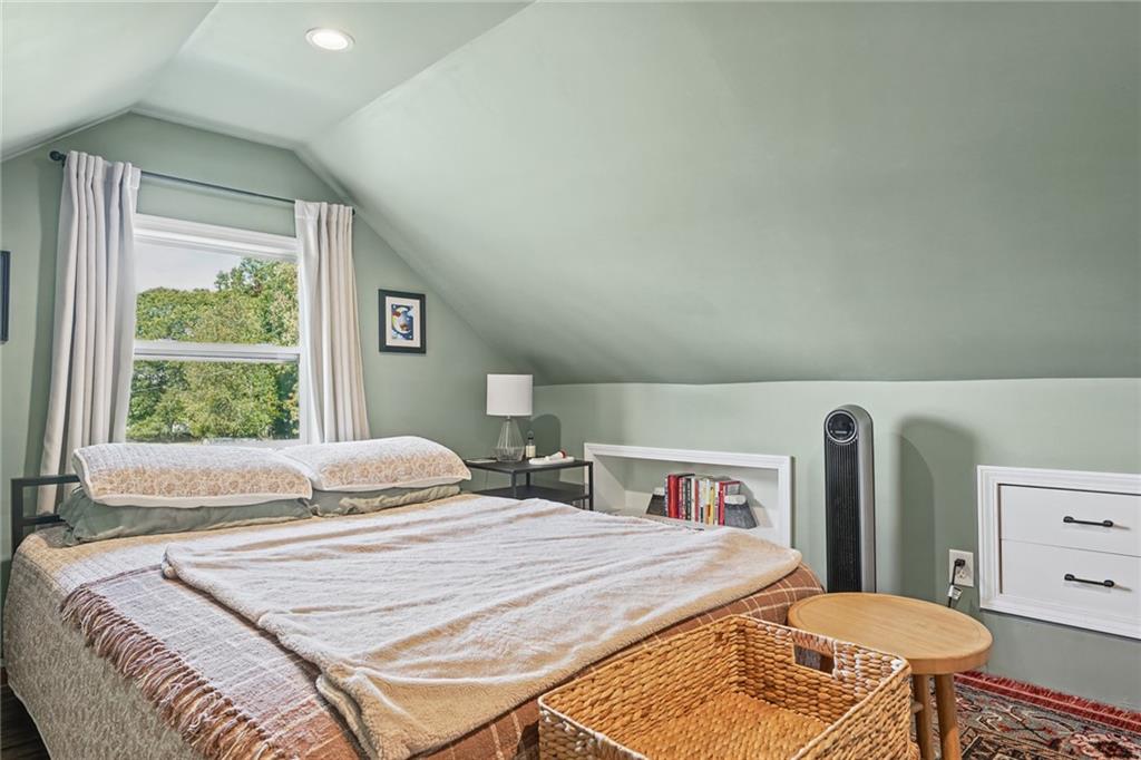 12 Freemont Street Property Photo 25