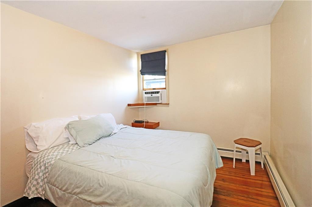 12 Draper Avenue Property Photo 19