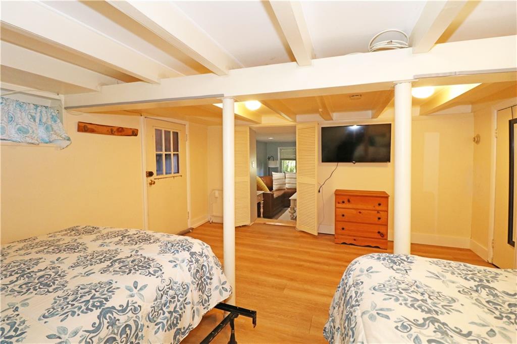 12 Draper Avenue Property Photo 29