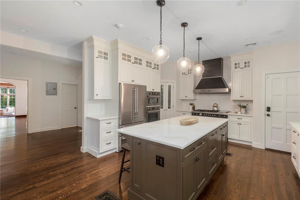 330 Freeman Parkway Property Photo 18