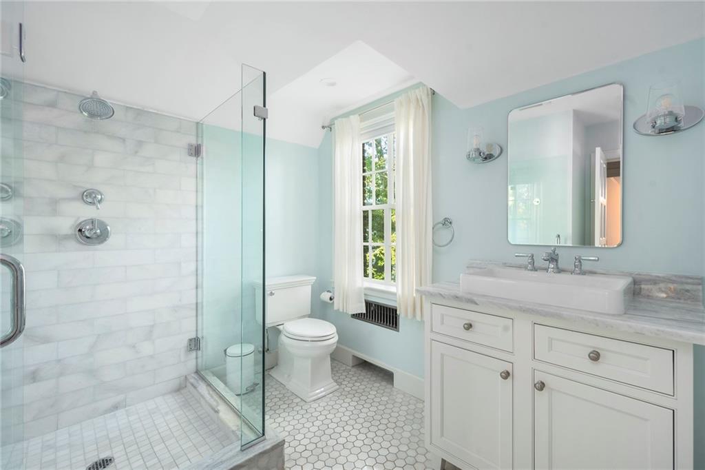 330 Freeman Parkway Property Photo 39