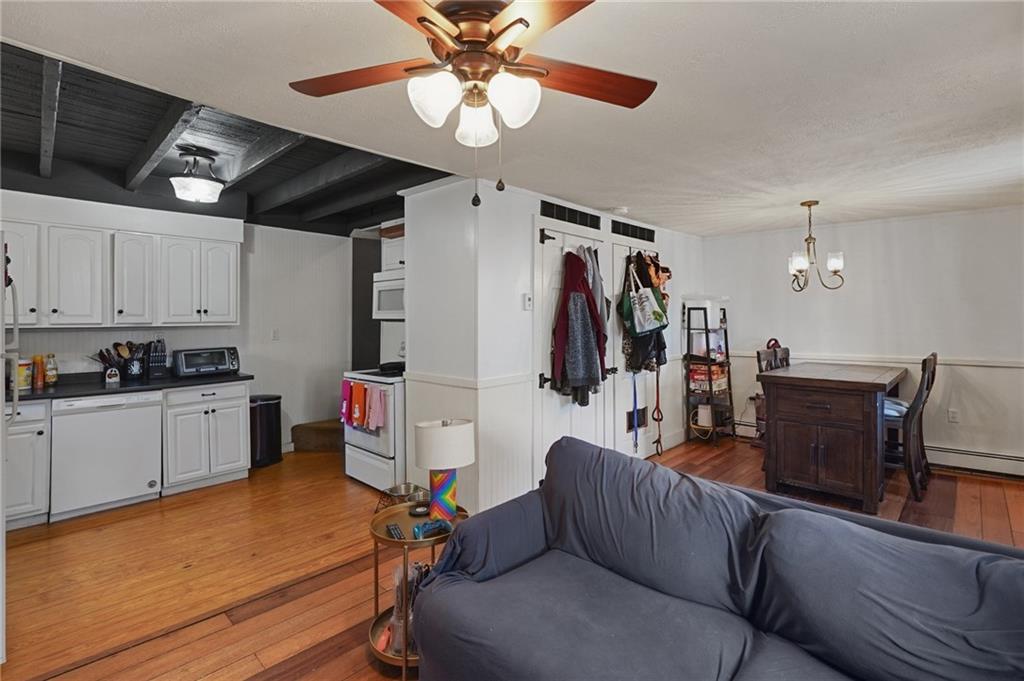 304 Park Avenue Property Photo 15