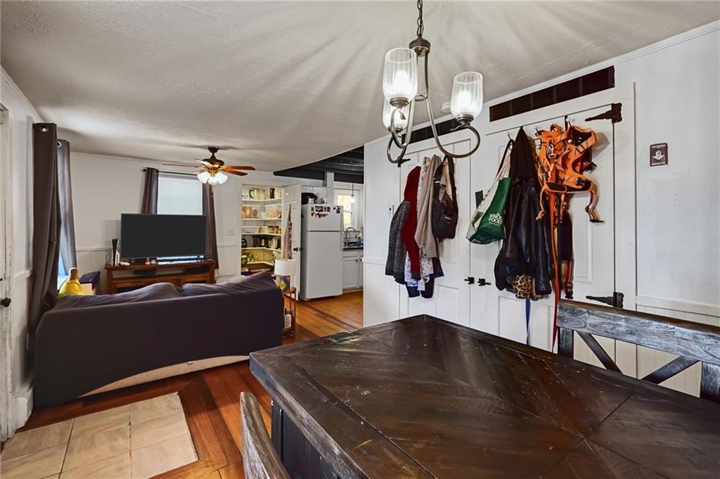 304 Park Avenue Property Photo 16