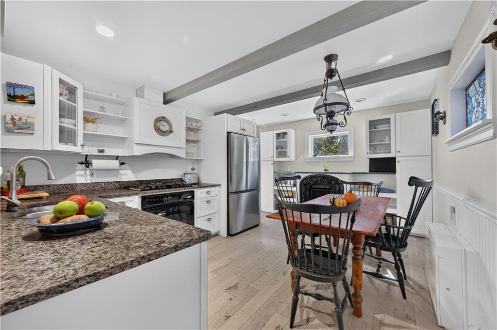 17 Sidney Avenue Property Photo 17