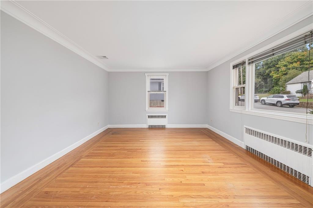 12 Bowen Street Property Photo 15