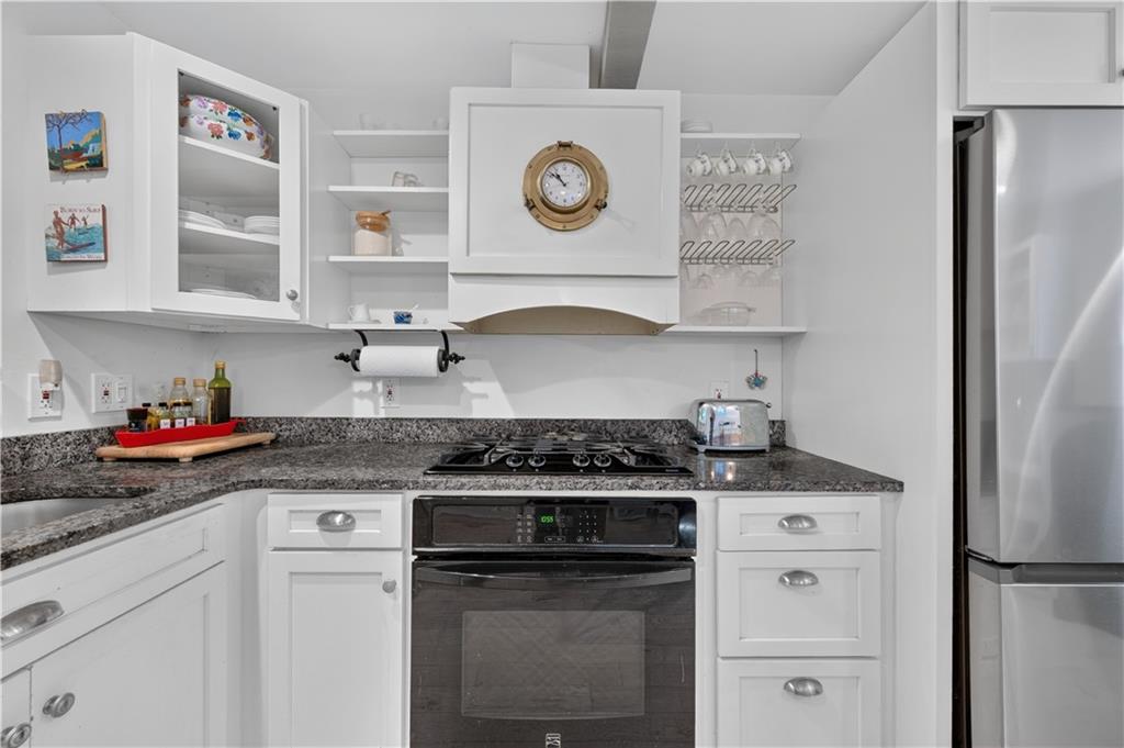 17 Sidney Avenue Property Photo 14