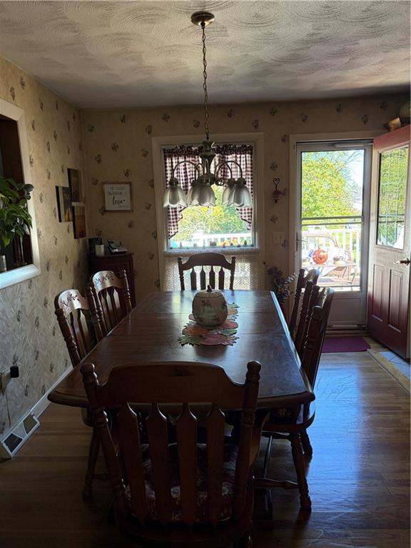 3 Oak Street Property Photo 5