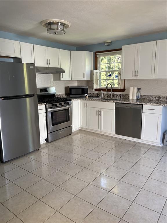 8 Aventine Avenue Property Photo 3