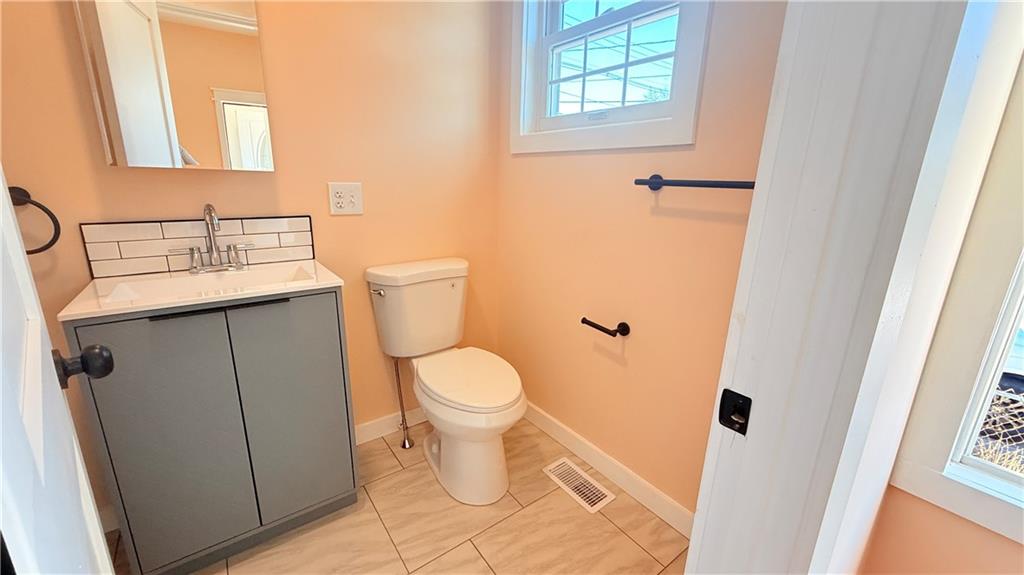 1711 Bay Street Unit 1 Property Photo 13