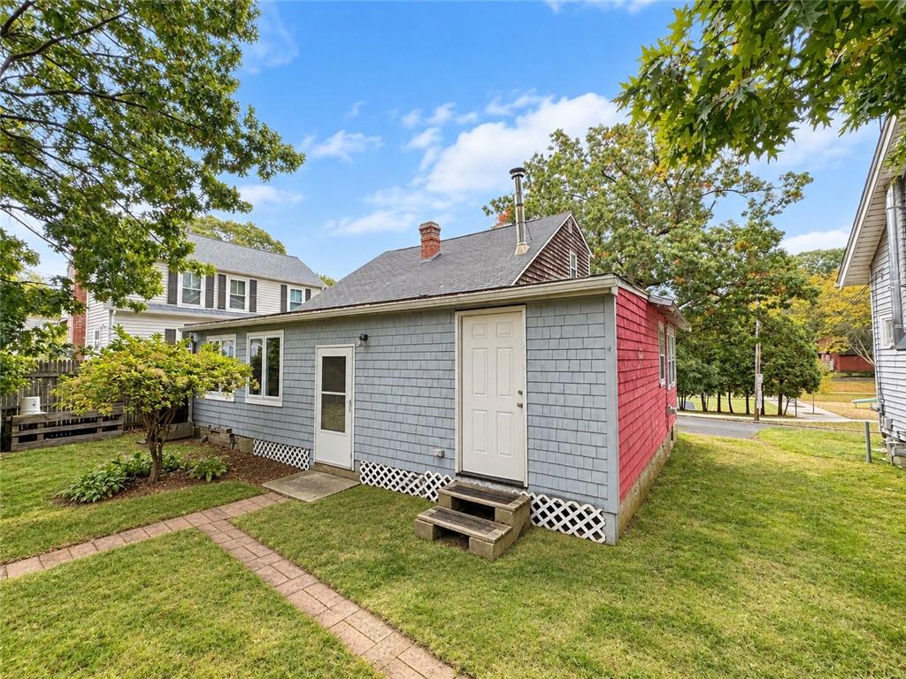 24 Vintner Avenue Property Photo 11