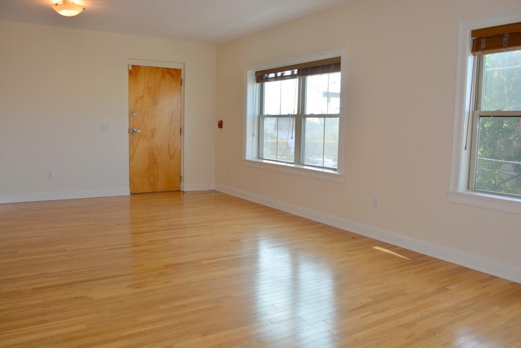 231 Douglas Avenue Unit 10 Property Photo 7