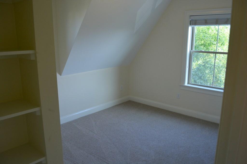 231 Douglas Avenue Unit 10 Property Photo 13